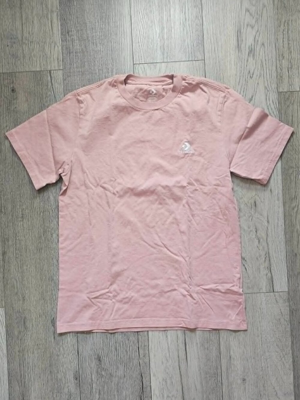 Converse Gender-Free Embroidered Star Chevron T-Shirt Size Small